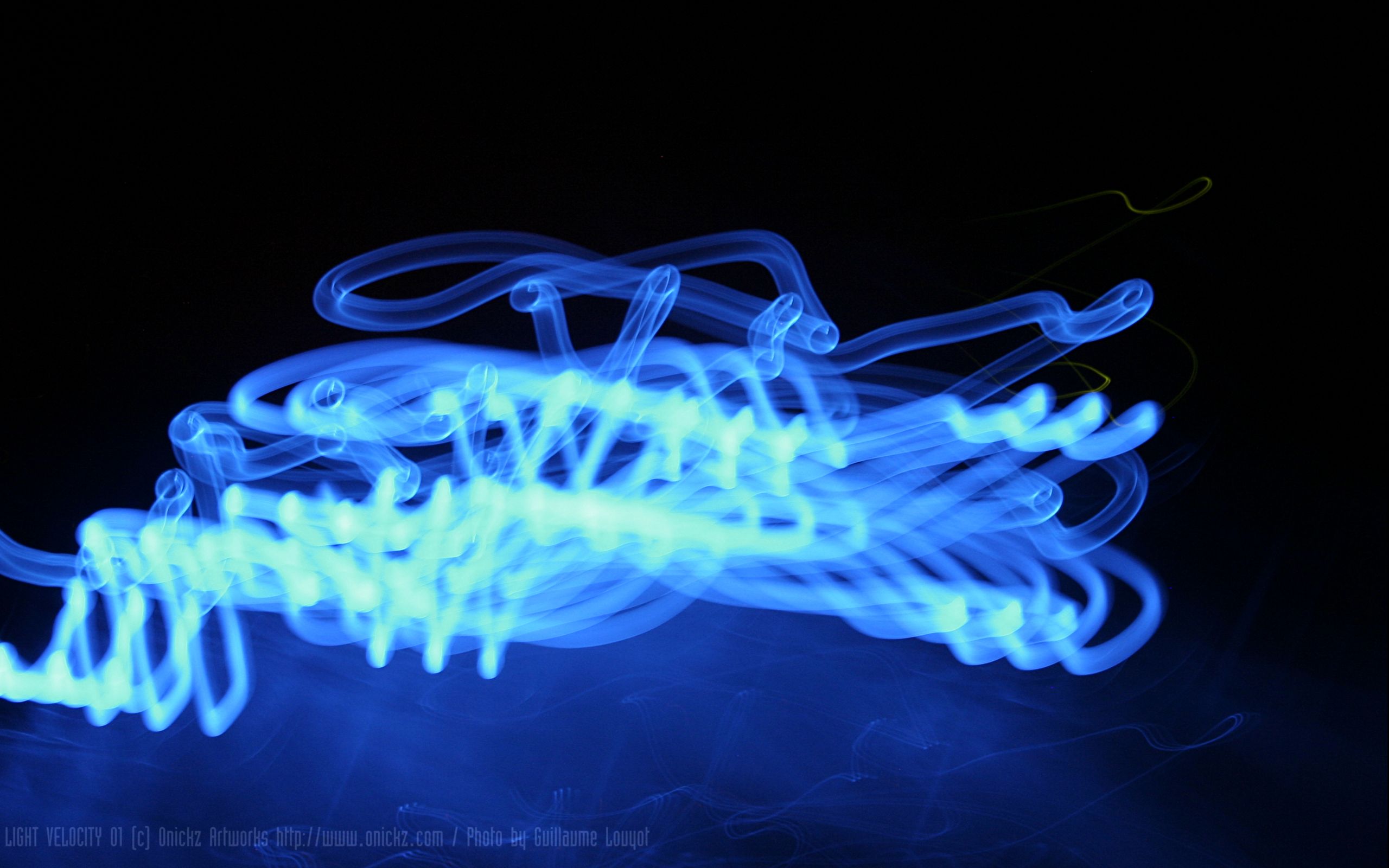 2560x1600 Light Velocity 01 Wallpaper